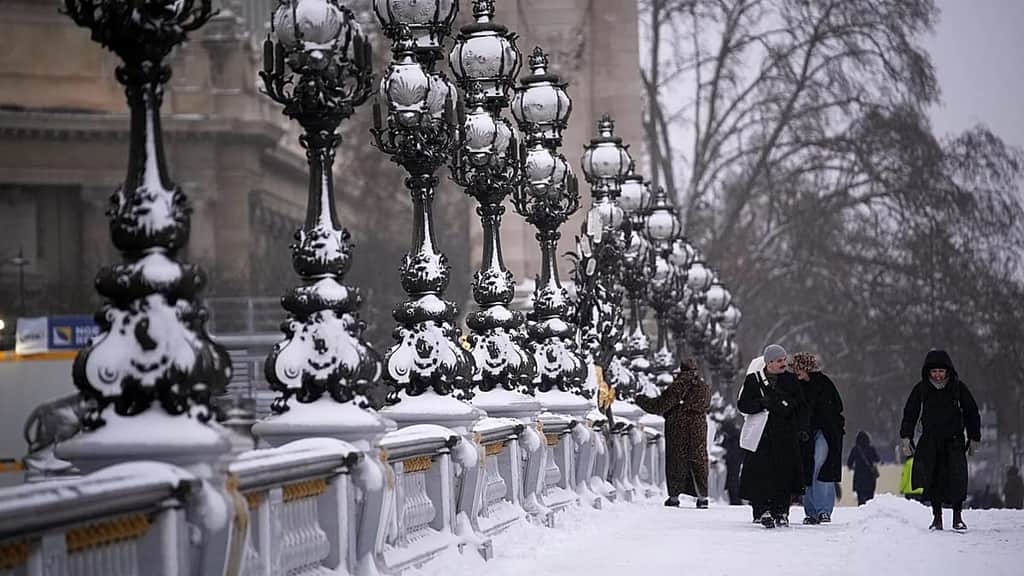 Europe deals with travel chaos as Storm Goretti brings heavy snowfall