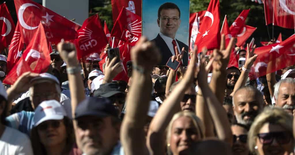 Main challenger to Turkey’s Erdoğan vows to defeat him from a jail cell