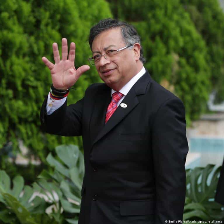 Trump changes tone, invites Colombia's Petro to White House