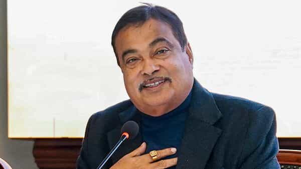 Centre plans cashless care in golden hour for road accident victims | Today News