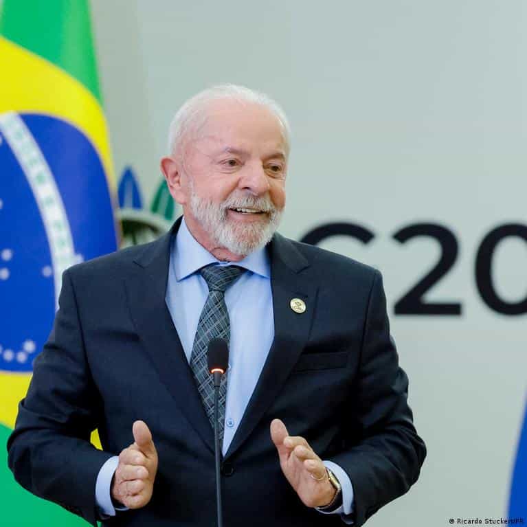 Brazil's Lula vetoes bill to reduce Bolsonaro's jail term