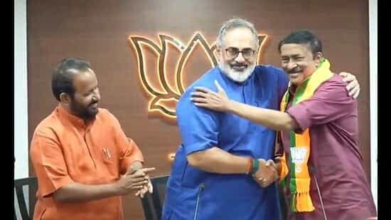 Noted Left sympathiser inducted in Kerala BJP