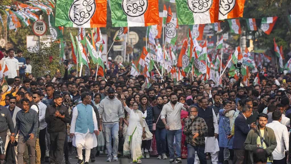 BJP slams Mamata Banerjee over ‘interference’ in ED search