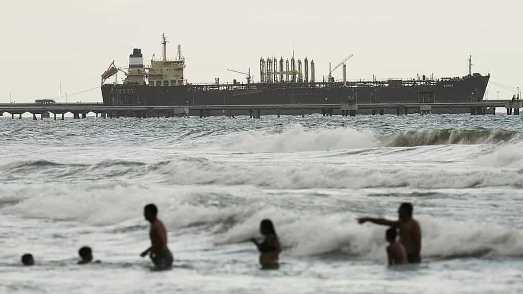 US seizes another tanker triying to break Venezuela naval blockade