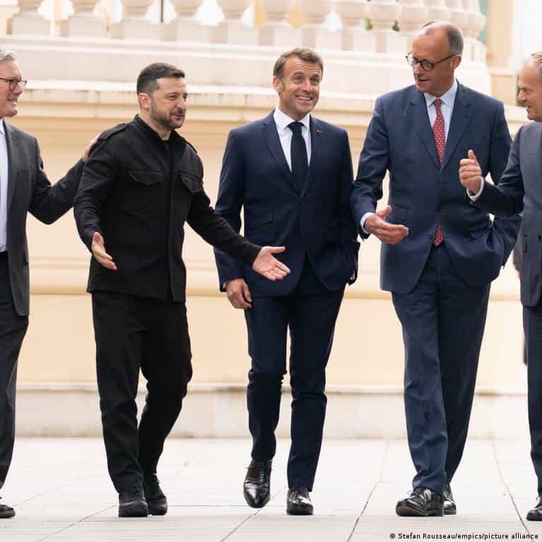 What could European troop deployment in Ukraine look like?