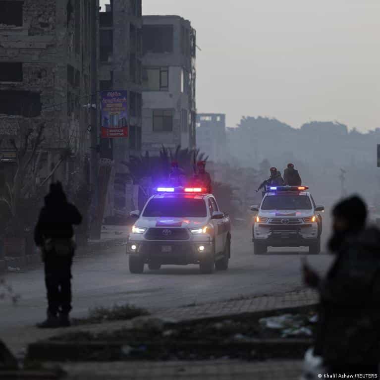 Syria: Kurdish forces leave Aleppo after days of fighting
