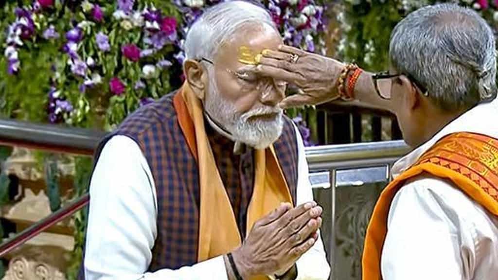 PM Modi leads Shaurya yatra; dazzling lights, drone, devotion pull massive crowd to Somnath