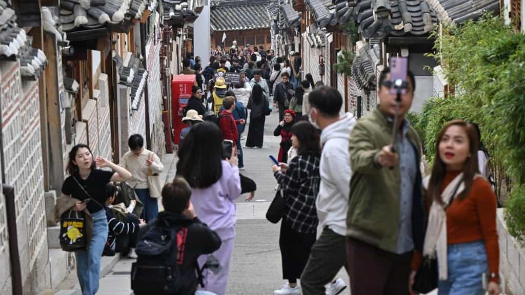 China’s outbound travel set to soar by 10 million trips – but halve in Japan