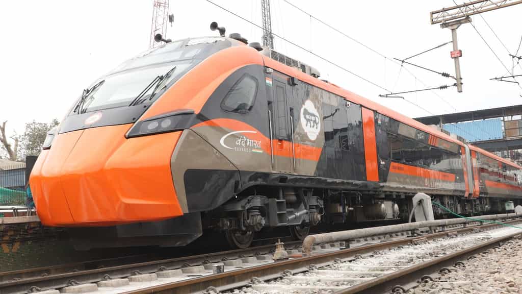 ‘No RAC, minimum fare equivalent to 400 km’: Railway Board notifies the fare structure of Vande Bharat Sleeper trains