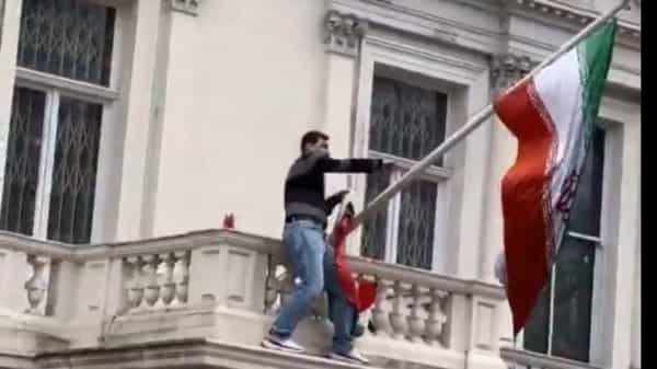 Iran protest reaches London, protesters climb embassy wall, remove Iranian flag as demonstration rage back home—Video | Today News