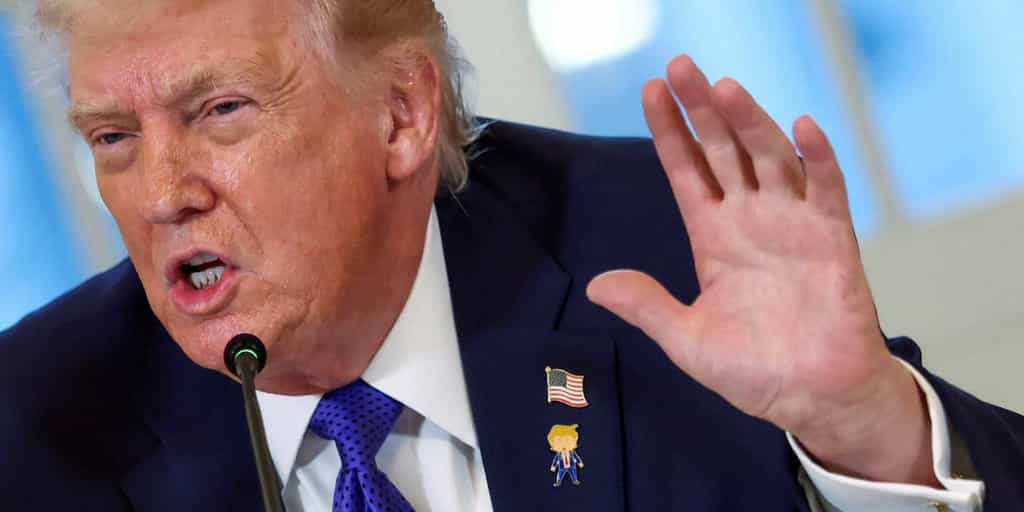 Donald Trump menace Cuba, La Havane dit « se préparer, prête à défendre la Patrie »