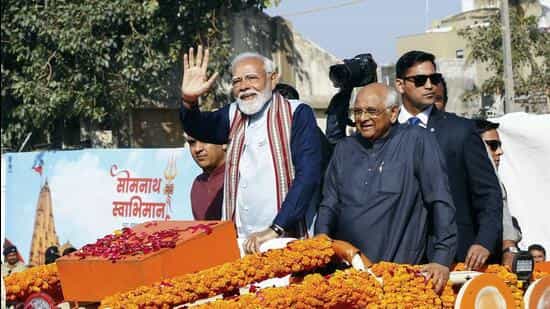 Stay united, defeat those trying to divide us: Modi