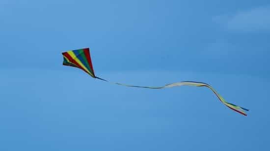 45-year-old Indore man dies after kite string slits throat