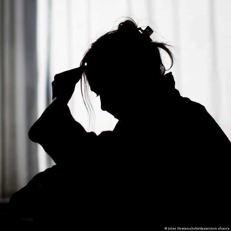 Menopause: When hormones harm the economy