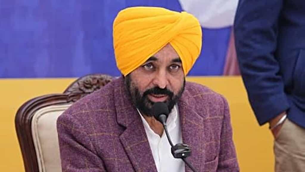 Bhagwant Mann seeks audio and video recordings of trial of Bhagat Singh, Rajguru and Sukhdev from Scotland