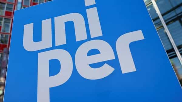 Germany's Uniper in long-term pact with AM Green for green ammonia offtake | Today News