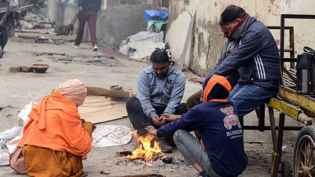 Lohri bonfire to not ease winter chill as dense fog likely to engulf Chandigarh