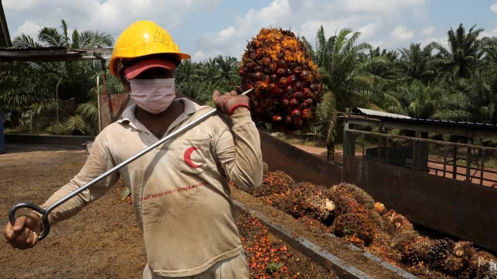 ‘No oil here’: Malaysians turn US Embassy space post into foreign-policy satire