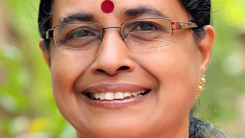 Former CPI(M) MLA P. Aisha Potty joins Congress in Kerala