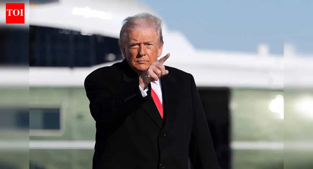 Trump urges Iranians to revolt, pledging help