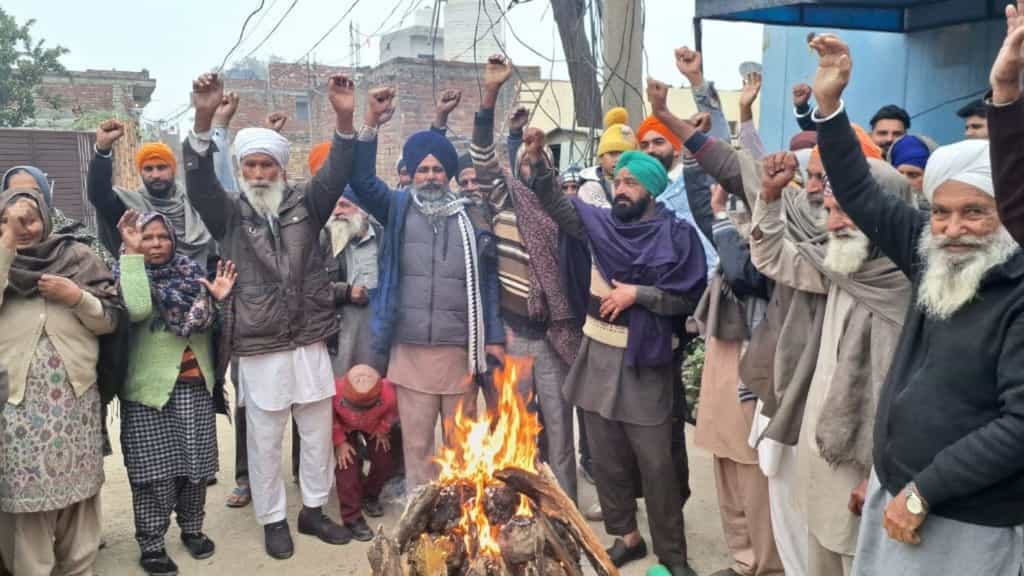 On pretext of MGNREGA and VB-G-RAM-G, Cong, BJP push their 2027 agenda in Punjab