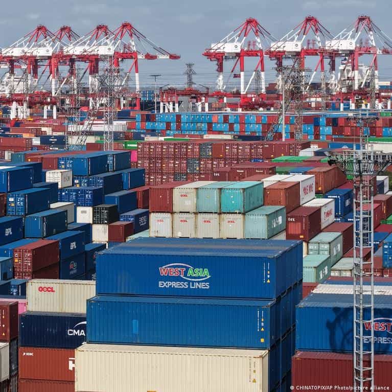 China logs record trade surplus in 2025 amid Trump tariffs