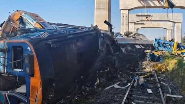 Thailand tragedy: Crane crashes on train in China-backed, BRI-linked construction site; at least 22 killed—video | Today News