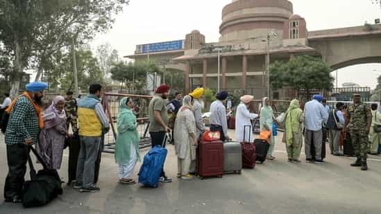 Indian Sikh woman arrested in Pakistan after marrying local Muslim, sent to shelter home
