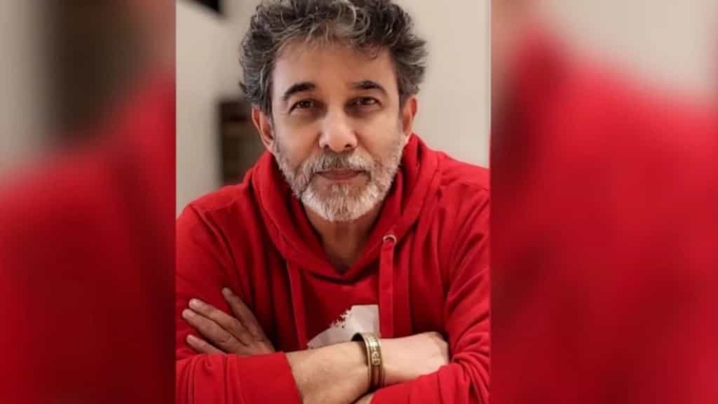 Actor Deepak Tijori files cheating case over Rs 2.5 lakh fraud