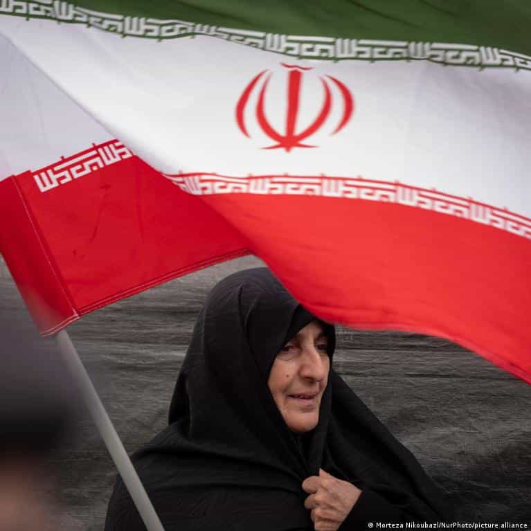 Iran updates: Airspace temporarily closed to most flights