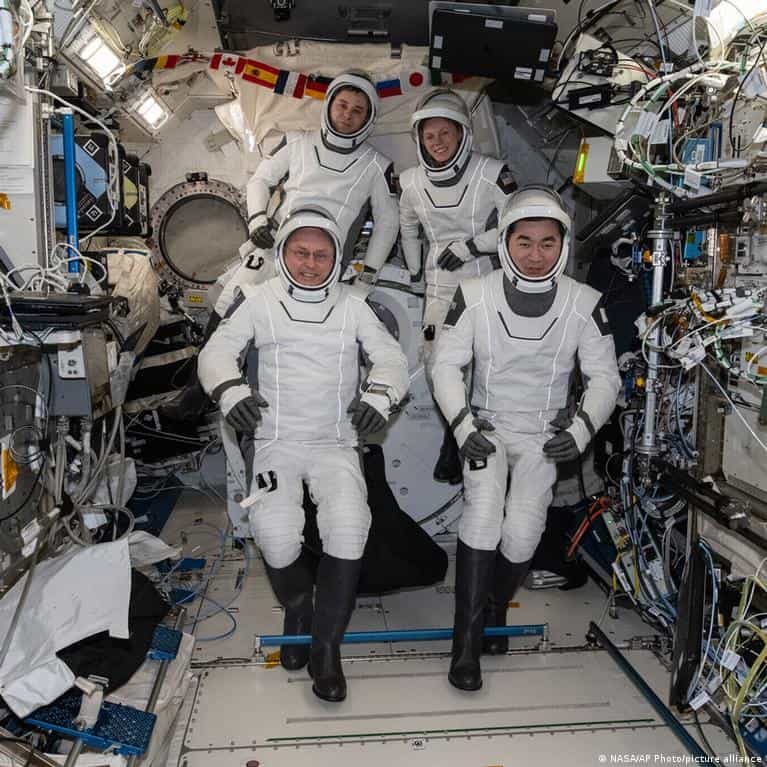 Four astronauts exit ISS in first-ever medical evacuation