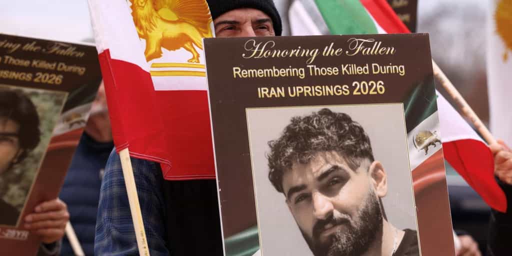 EN DIRECT, Iran : « Tout individu présent dans les rues est considéré comme un criminel », selon les autorités iraniennes